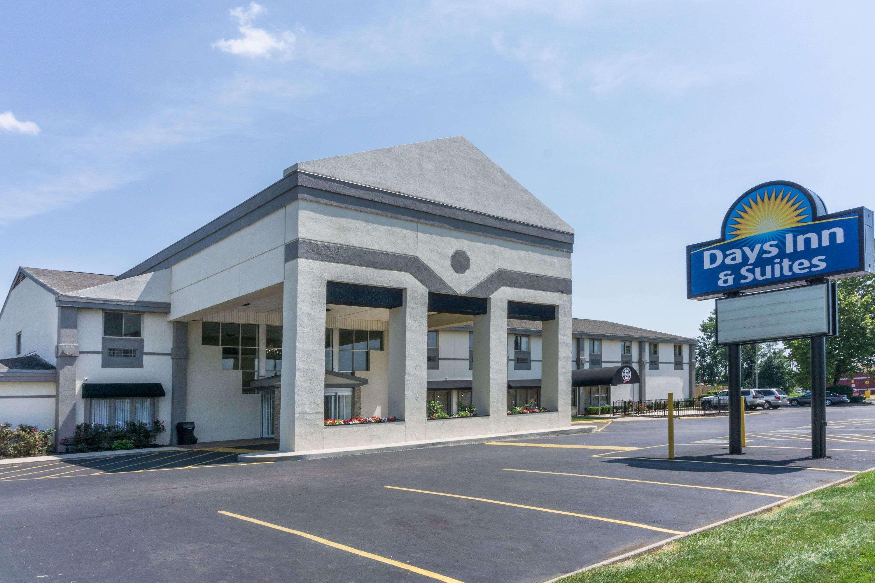 Days Inn By Wyndham Columbus East Airport Exterior foto